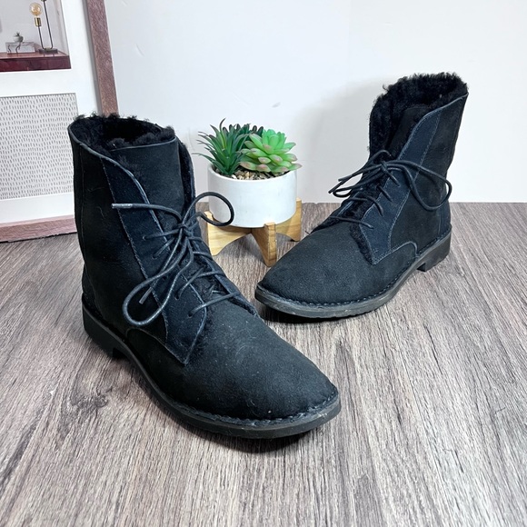UGG Shoes - *UGG | Quincy Women's Twinface Sheepskin Lace Up Booties in Black Size  9.5
